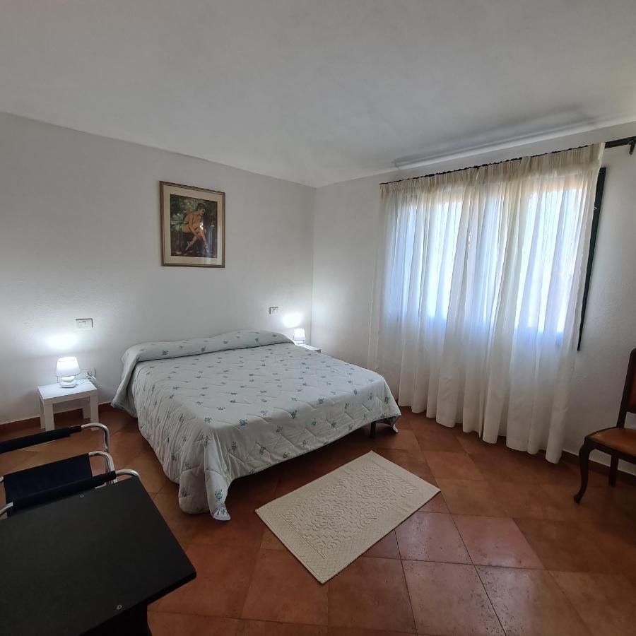 Casetta dei fiori Arzachena Esterno foto