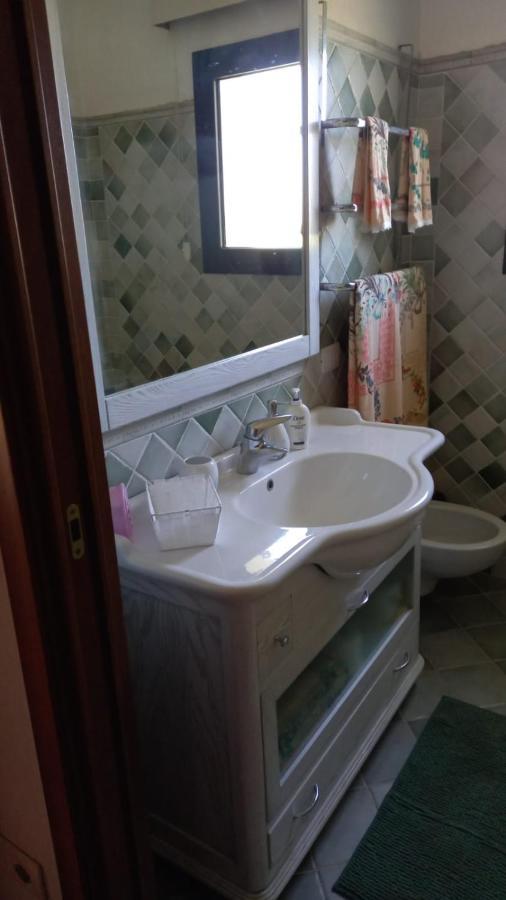 Casetta dei fiori Arzachena Esterno foto